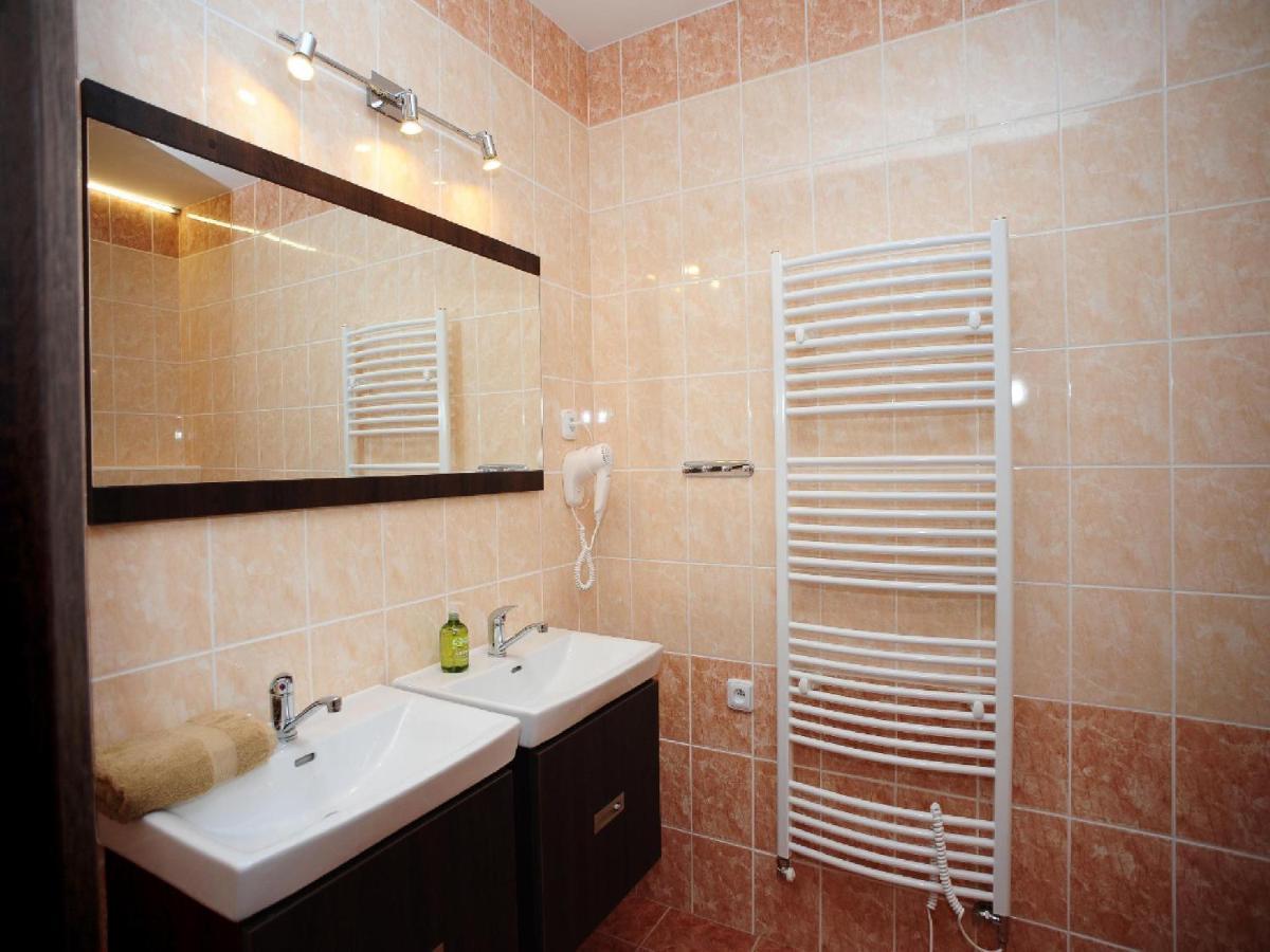Penzion Budopartner Jivka Exterior photo